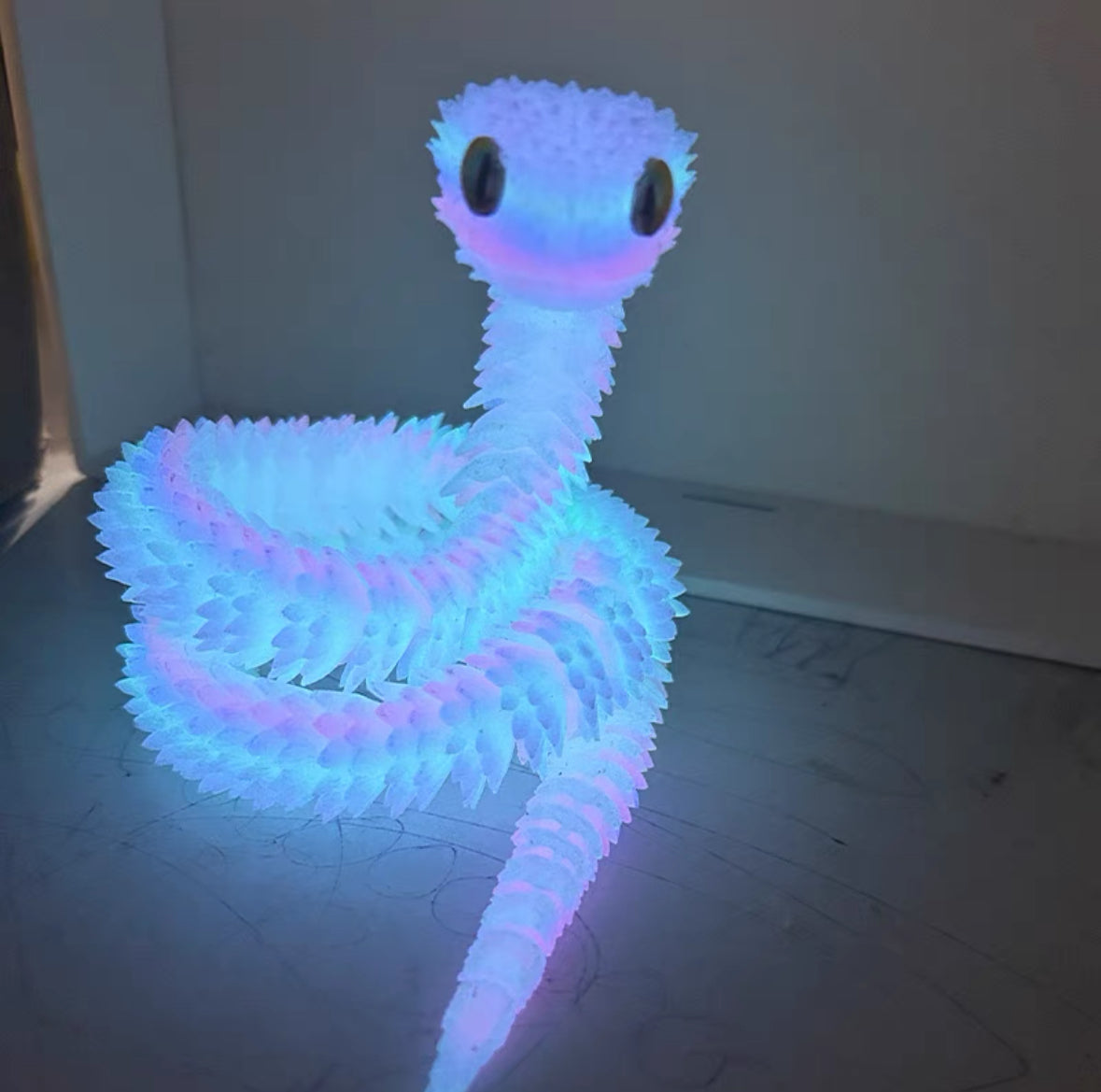 Adopt-A-Pet: 3D Printed Articulated Snake ð